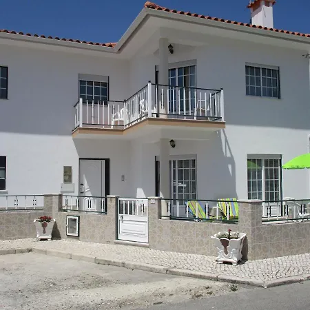 Апартаменты Homelidays Clara *